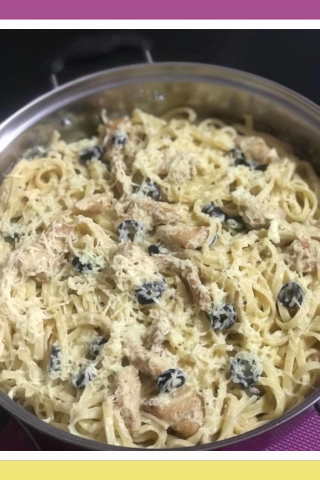 CHICKEN ALFREDO FETTUCINE  