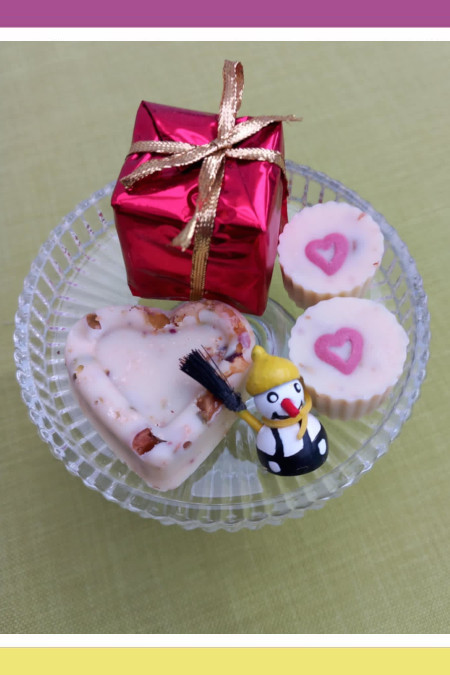 HEARTFELT PISTACHIO PRALINES