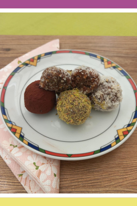 ZITA’S NO-BAKE POWER POPS